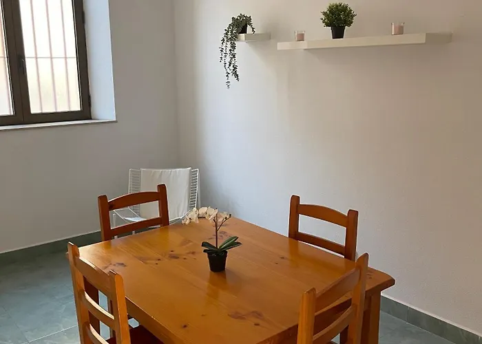 Rosa Molas Alojamento de Acomodação e Pequeno-almoço Arrabal de Jesus